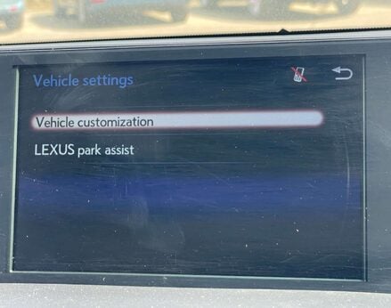 Lexus NX 2.5 NX 300h Luxury CVT 4WD 5dr 36