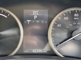 Lexus NX 2.5 NX 300h Luxury CVT 4WD 5dr 21