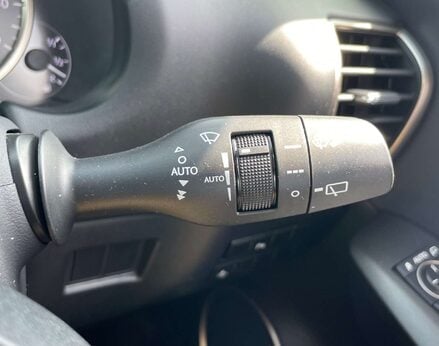 Lexus NX 2.5 NX 300h Luxury CVT 4WD 5dr 51