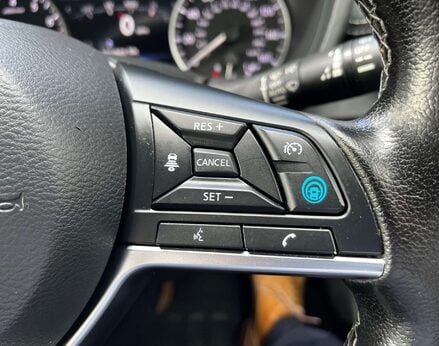 Nissan Juke 1.0 Juke Tekna DiG-T 5dr 54