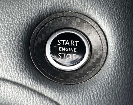 Nissan Juke 1.0 Juke Tekna DiG-T 5dr 48