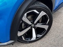 Nissan Juke 1.0 Juke Tekna DiG-T 5dr 3