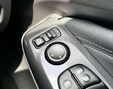 Nissan Juke 1.0 Juke Tekna DiG-T 5dr 58