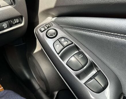 Nissan Juke 1.0 Juke Tekna DiG-T 5dr 59