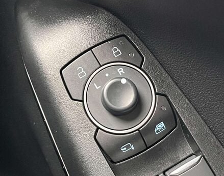 Ford Puma 1.0 PUMA ST-LINE VIGNALE MHEV 5dr 66