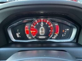 Volvo XC60 2.0 XC60 SE Luxury Nav T5 Auto 5dr 21