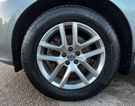 Volvo XC60 2.0 XC60 SE Luxury Nav T5 Auto 5dr 13