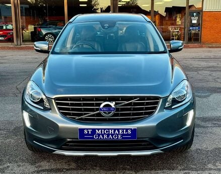 Volvo XC60 2.0 XC60 SE Luxury Nav T5 Auto 5dr 5