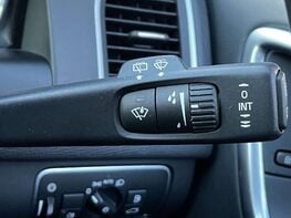 Volvo XC60 2.0 XC60 SE Luxury Nav T5 Auto 5dr 49