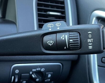 Volvo XC60 2.0 XC60 SE Luxury Nav T5 Auto 5dr 49