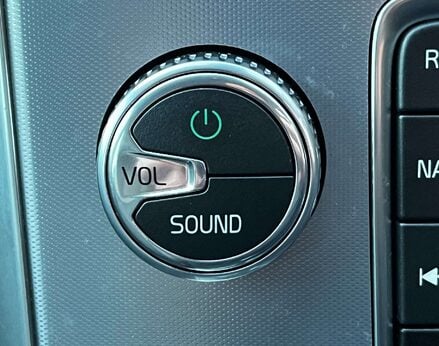 Volvo XC60 2.0 XC60 SE Luxury Nav T5 Auto 5dr 39