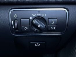 Volvo XC60 2.0 XC60 SE Luxury Nav T5 Auto 5dr 50