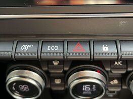 Renault Captur 1.3 Captur Iconic TCe 5dr 46