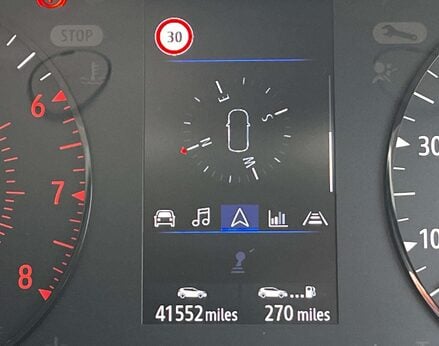 Renault Captur 1.3 Captur Iconic TCe 5dr 29