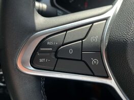 Renault Captur 1.3 Captur Iconic TCe 5dr 53