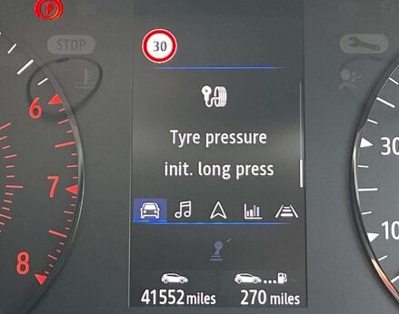 Renault Captur 1.3 Captur Iconic TCe 5dr 28