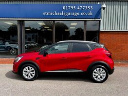 Renault Captur 1.3 Captur Iconic TCe 5dr 11