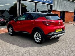 Renault Captur 1.3 Captur Iconic TCe 5dr 9