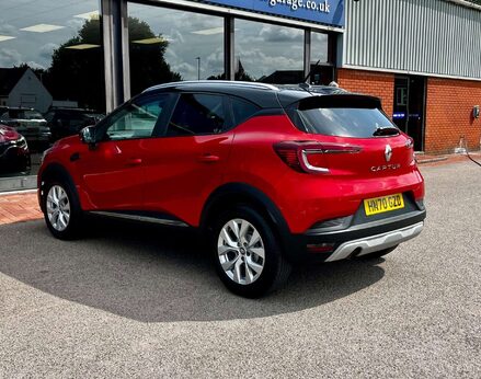 Renault Captur 1.3 Captur Iconic TCe 5dr 9