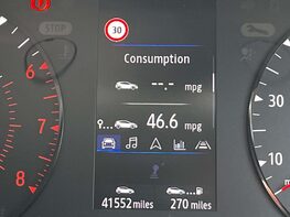 Renault Captur 1.3 Captur Iconic TCe 5dr 27