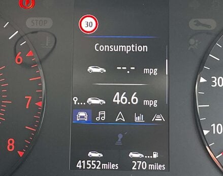 Renault Captur 1.3 Captur Iconic TCe 5dr 27