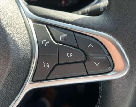 Renault Captur 1.3 Captur Iconic TCe 5dr 54