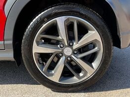 Hyundai KONA 1.6 Kona Premium GT 4x4 Semi-Auto 4WD 5dr 14