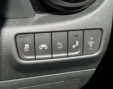 Hyundai KONA 1.6 Kona Premium GT 4x4 Semi-Auto 4WD 5dr 68