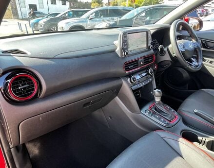 Hyundai KONA 1.6 Kona Premium GT 4x4 Semi-Auto 4WD 5dr 17