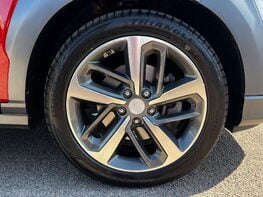 Hyundai KONA 1.6 Kona Premium GT 4x4 Semi-Auto 4WD 5dr 16