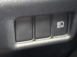 Toyota C-HR 1.8 C-HR GR Sport HEV CVT 5dr 56