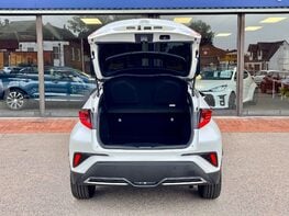 Toyota C-HR 1.8 C-HR GR Sport HEV CVT 5dr 63