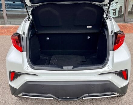 Toyota C-HR 1.8 C-HR GR Sport HEV CVT 5dr 64