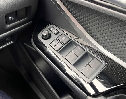 Toyota C-HR 1.8 C-HR GR Sport HEV CVT 5dr 58