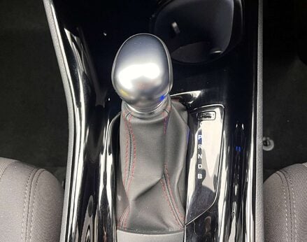 Toyota C-HR 1.8 C-HR GR Sport HEV CVT 5dr 47