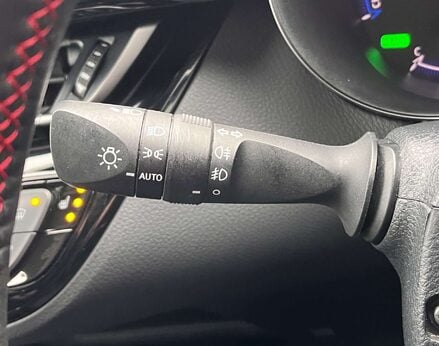 Toyota C-HR 1.8 C-HR GR Sport HEV CVT 5dr 52