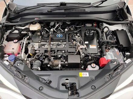 Toyota C-HR 1.8 C-HR GR Sport HEV CVT 5dr