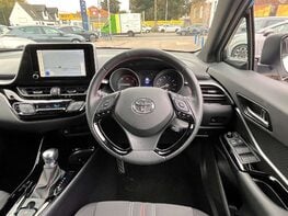 Toyota C-HR 1.8 C-HR GR Sport HEV CVT 5dr 19