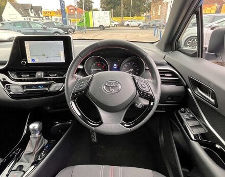 Toyota C-HR 1.8 C-HR GR Sport HEV CVT 5dr 19