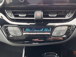 Toyota C-HR 1.8 C-HR GR Sport HEV CVT 5dr 43