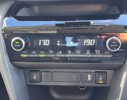 Toyota Yaris Cross 1.5 Yaris Cross Excel HEV Auto 5dr 49