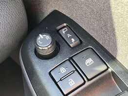 Toyota Yaris Cross 1.5 Yaris Cross Excel HEV Auto 5dr 61