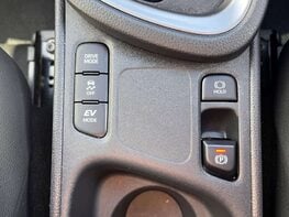 Toyota Yaris Cross 1.5 Yaris Cross Excel HEV Auto 5dr 54