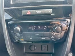 Suzuki Vitara 1.0 Vitara SZ-T Boosterjet 5dr 34
