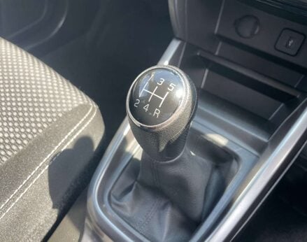 Suzuki Vitara 1.0 Vitara SZ-T Boosterjet 5dr 36