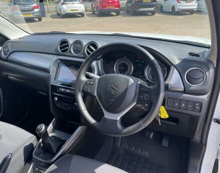 Suzuki Vitara 1.0 Vitara SZ-T Boosterjet 5dr 17