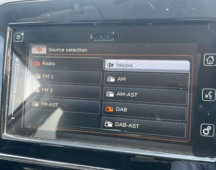 Suzuki Vitara 1.0 Vitara SZ-T Boosterjet 5dr 28