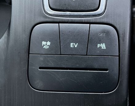 Ford Kuga 2.5 Kuga ST-Line X Edition PHEV CVT 5dr 52