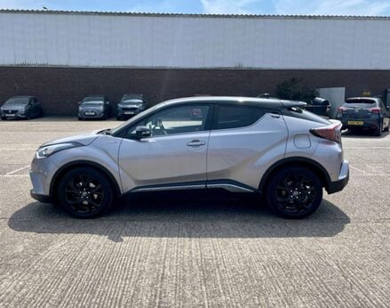 Toyota C-HR 1.8 C-HR-Dynamic HEV CVT 5dr 8