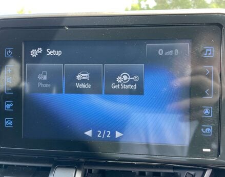 Toyota C-HR 1.8 C-HR-Dynamic HEV CVT 5dr 36